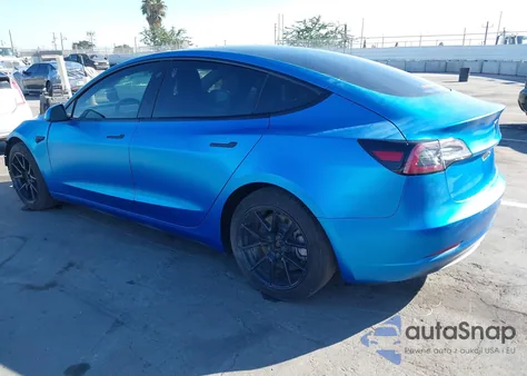 2021 Tesla Model 3 Long Range Dual Motor All-Wheel Drive z USA, uszkodzony, nr VIN 5YJ3E1EB2MF003858